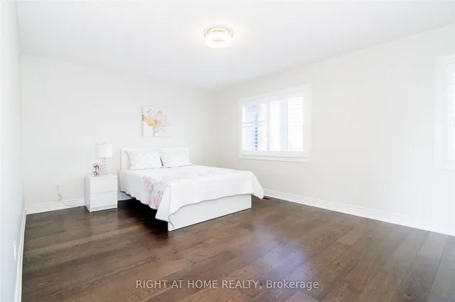 Additional image 15 of 2124 Nipigon Dr