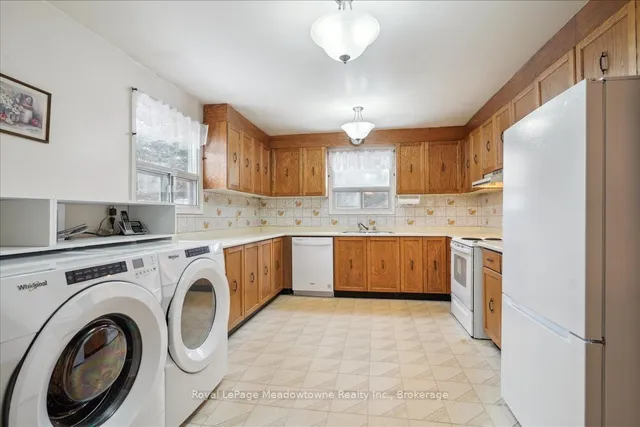 Additional image 16 of 21 Shaver Ave