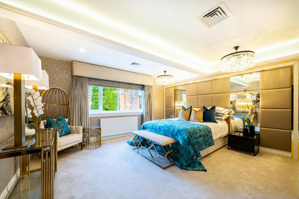Additional image 23 of Denehurst Close, Barnt Green, Worcestershire B45 8HR