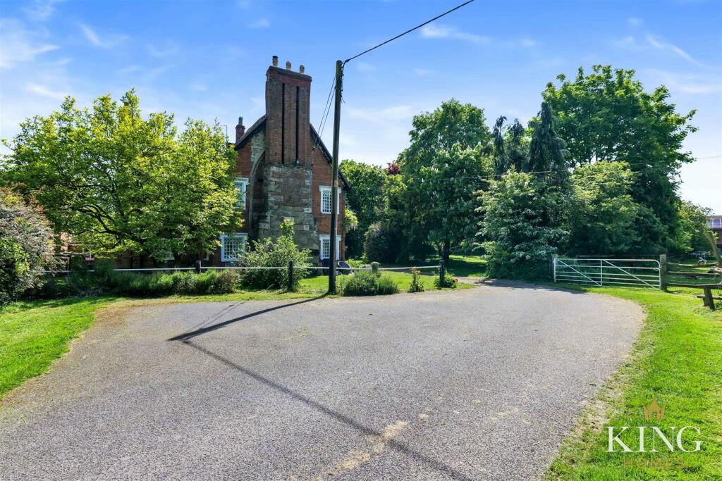 Additional image 36 of Priory Farm & Priory Cot, 2.7 acres, Studley