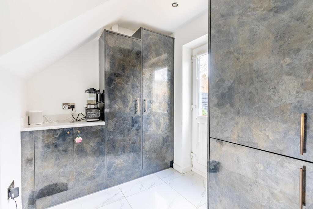 Additional image 11 of Old School Drive, Wheathampstead, St. Albans, Hertfordshire, AL4