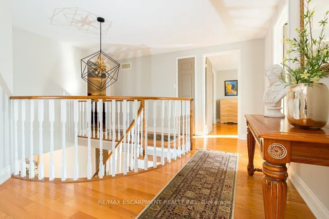 Additional image 15 of 12 LARKSPUR Cres