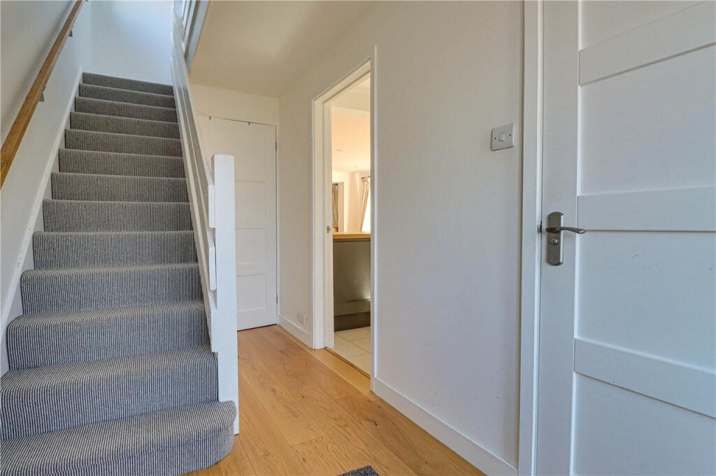 Additional image 8 of Sandhurst Court, Harpenden, Hertfordshire, AL5