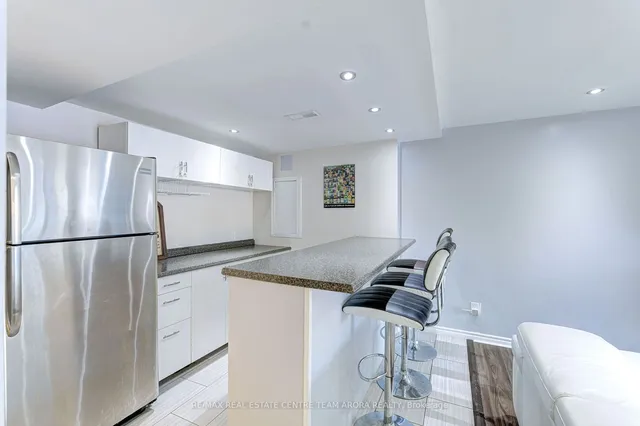 Additional image 34 of 15 Roundstone Dr