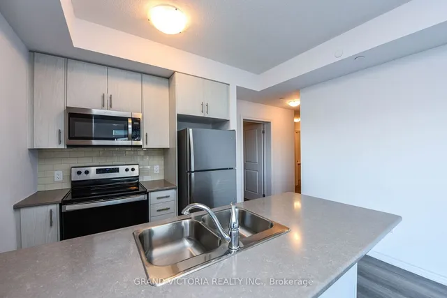 Additional image 15 of 460 Dundas St Unit 306