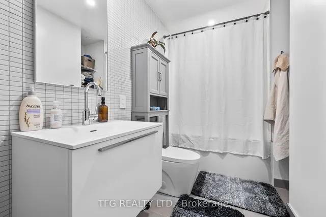 Additional image 24 of 2720 Dundas St Unit 810