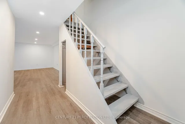 Additional image 29 of 341 Military Tr Unit 46