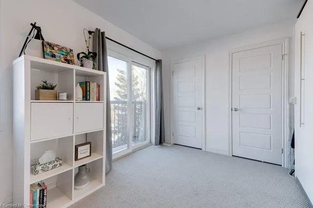 Additional image 30 of 219 Dundas St Unit 44