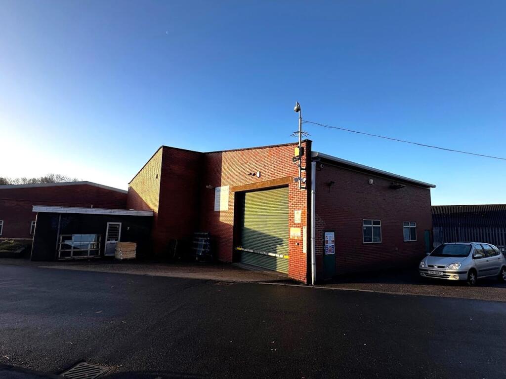 Additional image 12 of Unit 7, Broadwyn Trading Estate, Cradley Heath, B64 6PS