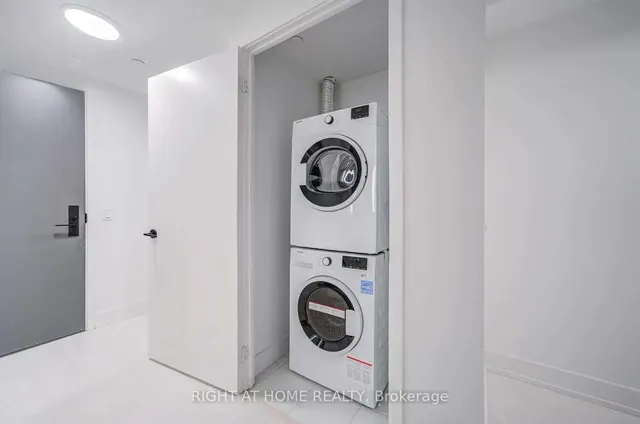 Additional image 8 of 308 JARVIS St Unit 516