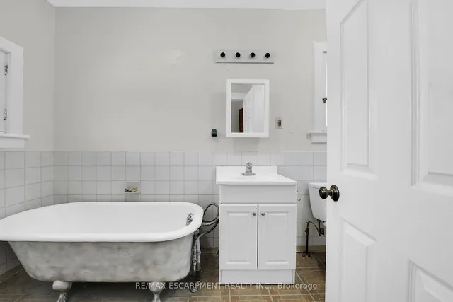 Additional image 15 of 59 Cannon St