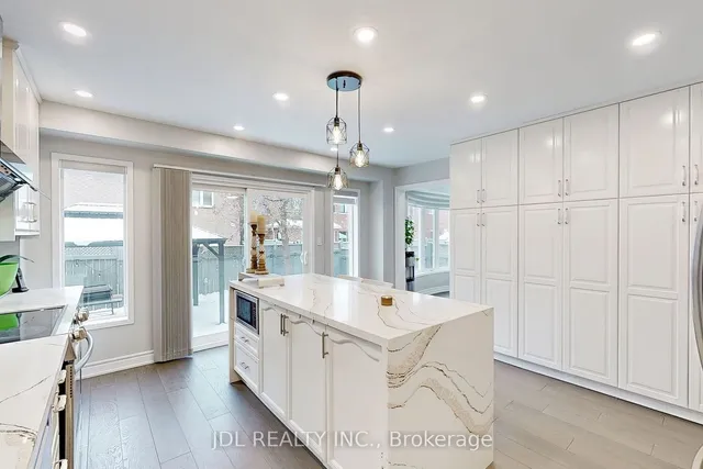 Additional image 10 of 2020 Quinte St