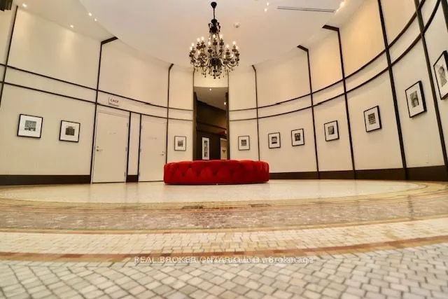 Additional image 25 of 197 Yonge St Unit 5902