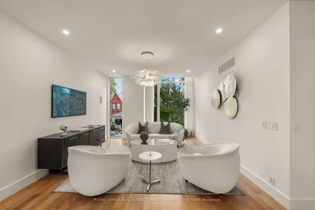 Additional image 24 of 102 Robert St