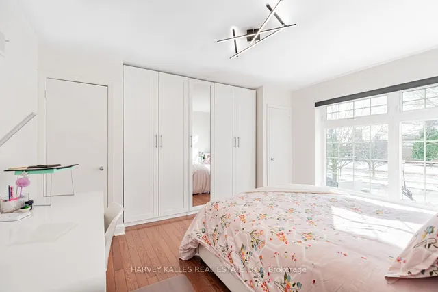 Additional image 26 of 144 Armour Blvd