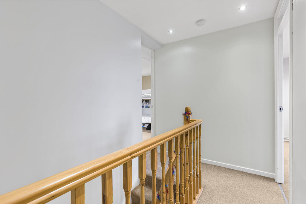 Additional image 7 of Guessens Grove, Welwyn Garden City, Hertfordshire, AL8