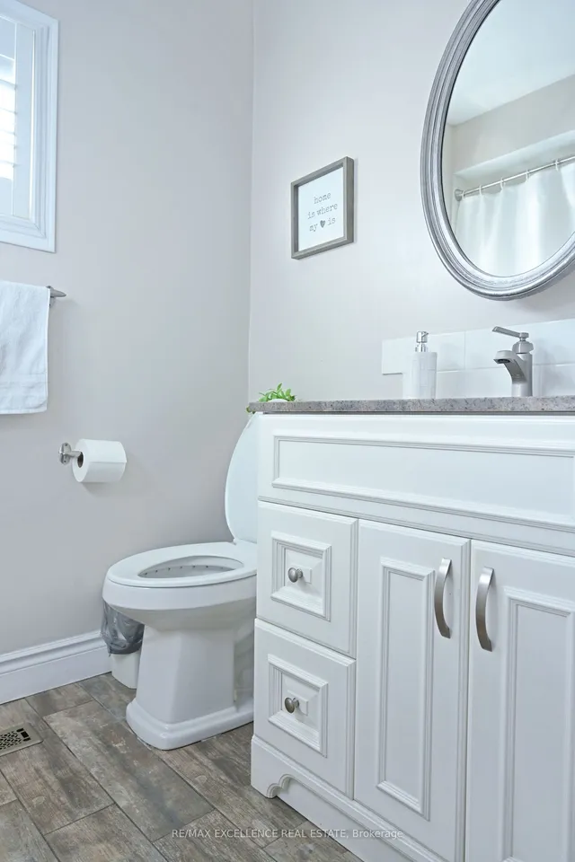 Additional image 16 of 73 Viceroy Cres