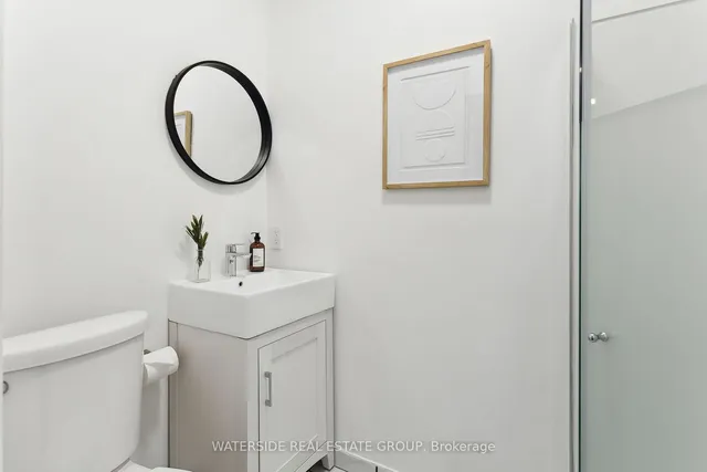 Additional image 20 of 201 Rosslyn Ave