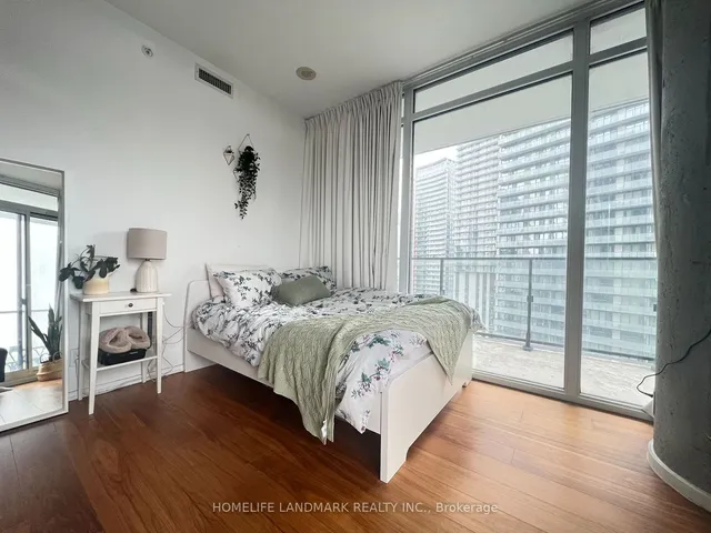 Additional image 12 of 125 Peter St Unit 2301