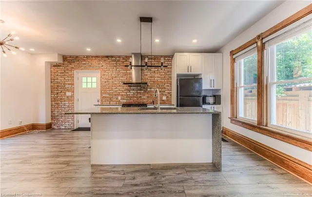 Additional image 11 of 2 Hilda Pl