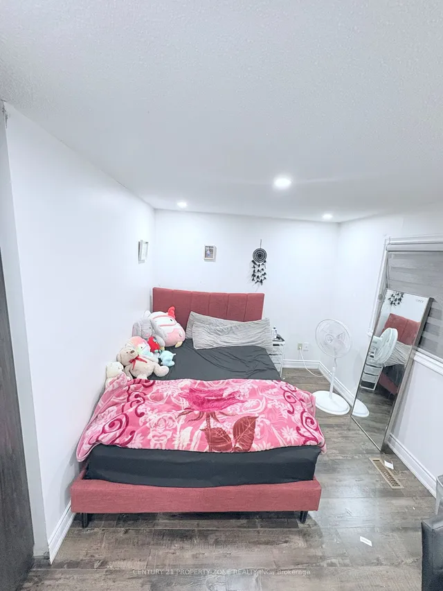 Additional image 14 of 50 Niagara Pl