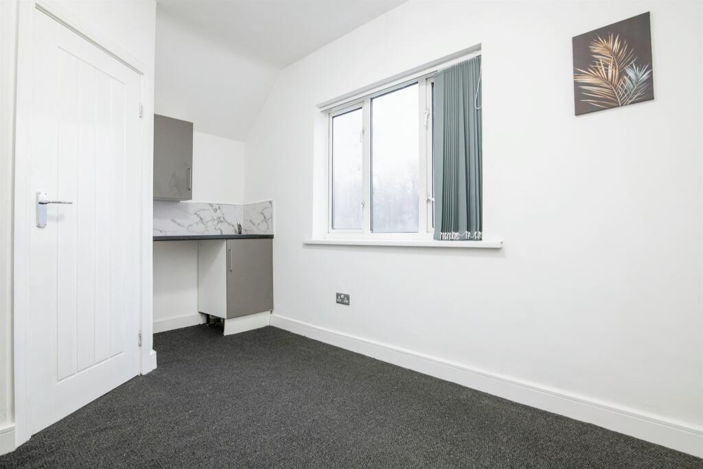 Additional image 19 of Manor Road, Smethwick