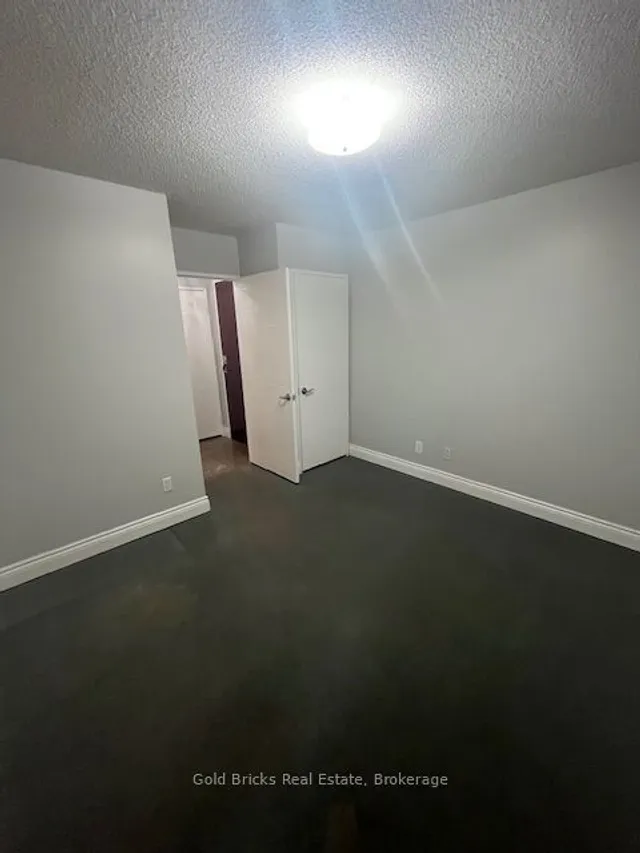 Additional image 13 of 750 Bay St Unit 610