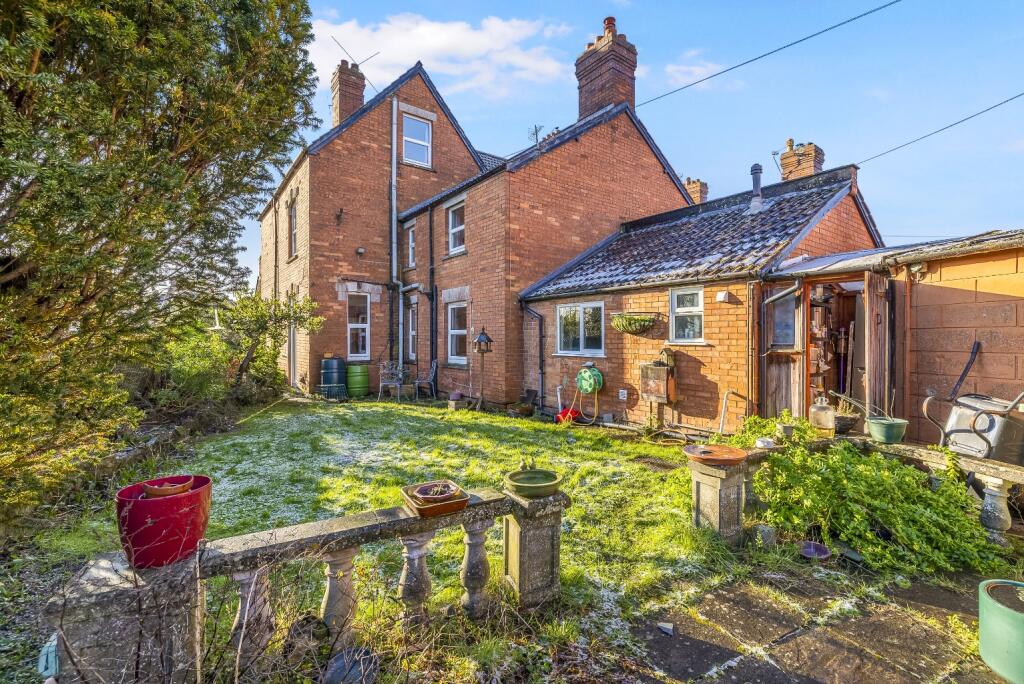 Additional image 25 of Central Wells