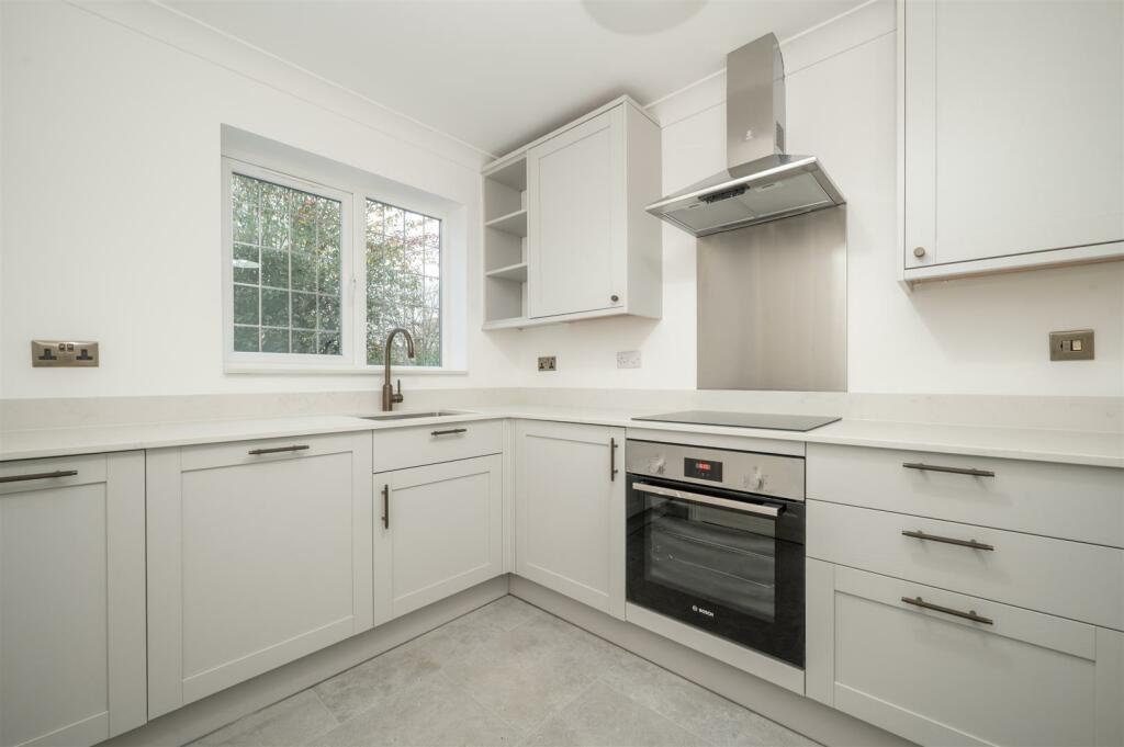 Additional image 4 of Old Warwick Road