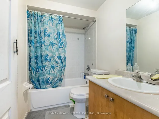 Additional image 32 of 25 Commodore Dr