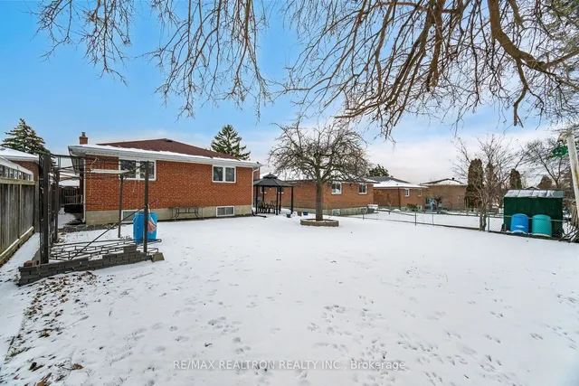 Additional image 39 of 24 Gracemount Cres