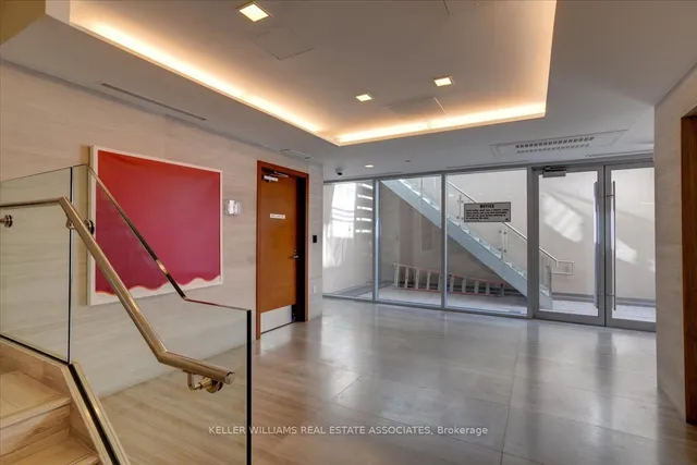 Additional image 35 of 29 Queens Quay Unit 323