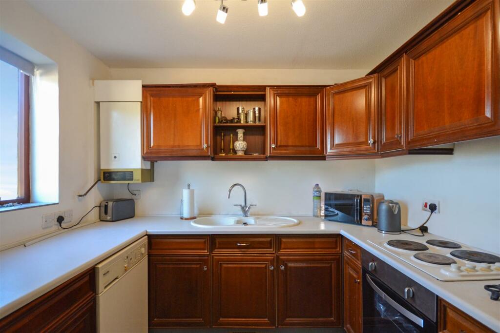 Additional image 5 of Hawkshill, Dellfield, St. Albans