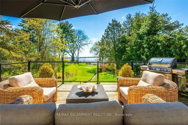 Additional image 33 of 607 Edgewater Cres