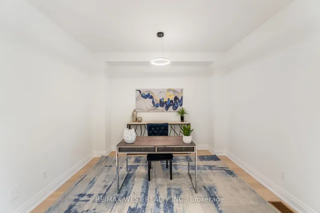 Additional image 6 of 1049 Greenwood Ave