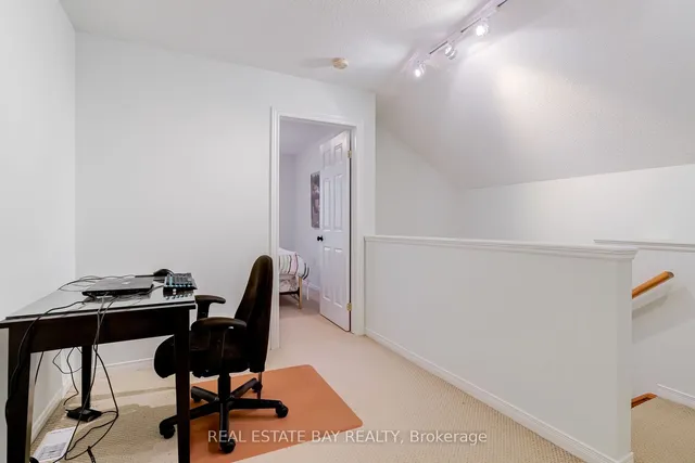 Additional image 27 of 1085 Harrogate Dr Unit 7