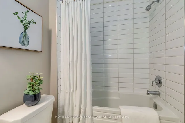 Additional image 36 of 1458 Everest Cres