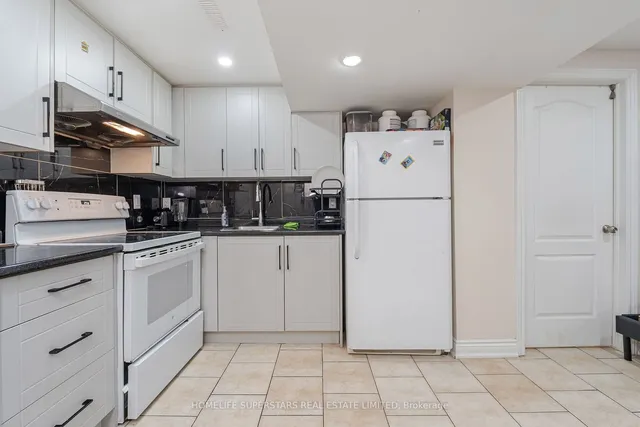 Additional image 31 of 117 Mint Leaf Blvd