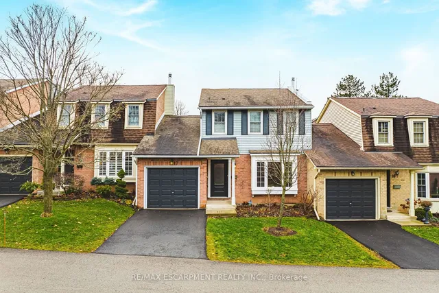 105 WILSON St Unit 17