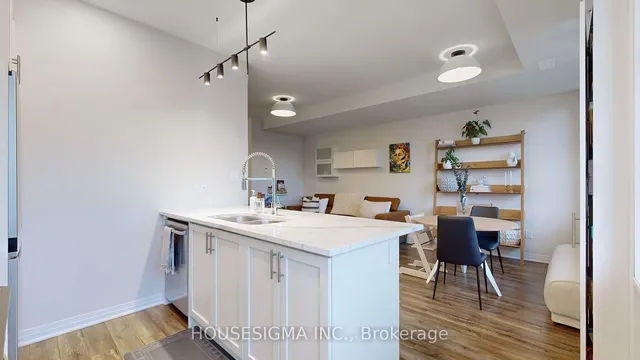 Additional image 14 of 12 Blanshard St Unit 309