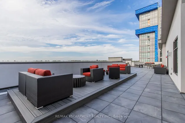 Additional image 19 of 450 Dundas St Unit 319