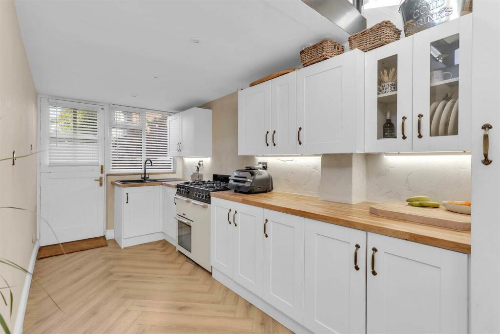 Additional image 8 of Marble Alley, Studley