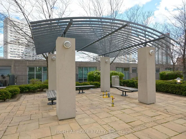 Additional image 34 of 90 Absolute Ave Unit 908