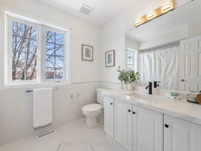 Additional image 24 of 45 Freeport Dr