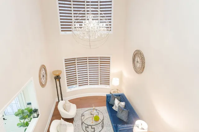 Additional image 21 of 39 Huntspoint Dr