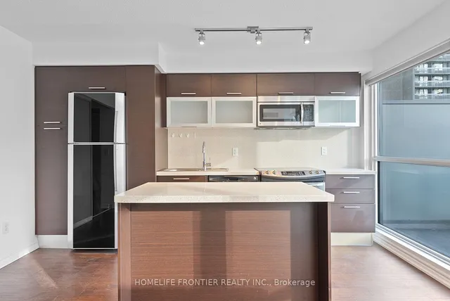 Additional image 11 of 386 Yonge St Unit 918