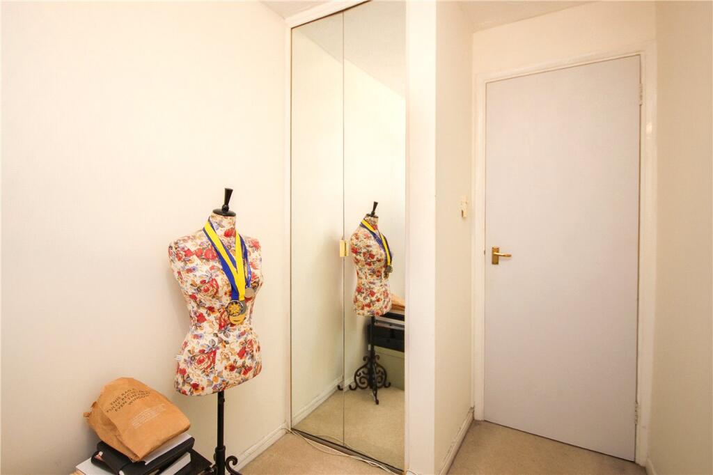 Additional image 17 of Milford Close, St. Albans, Hertfordshire, AL4