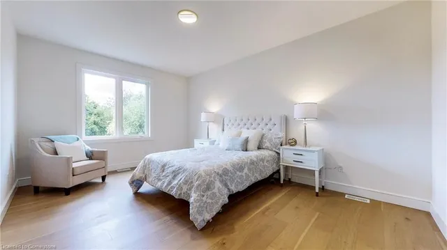 Additional image 43 of 382A Southcote Rd