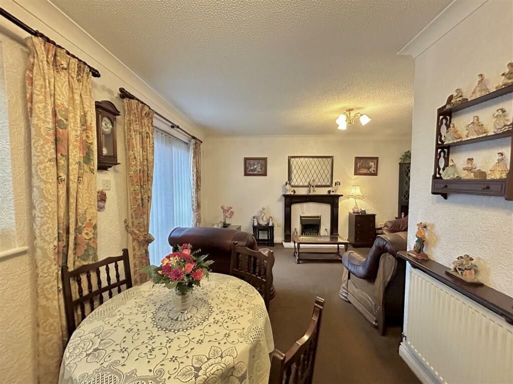 Additional image 5 of Spinners End Drive, Cradley Heath