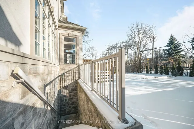 Additional image 40 of 141 Connaught Ave